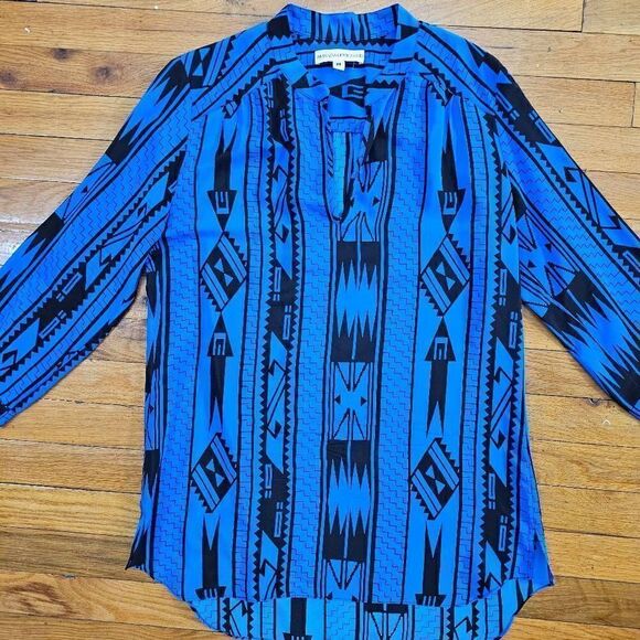 Amanda Uprichard Silk Top Blouse Size Medium Aztec Print Blue Black - Picture 2 of 6